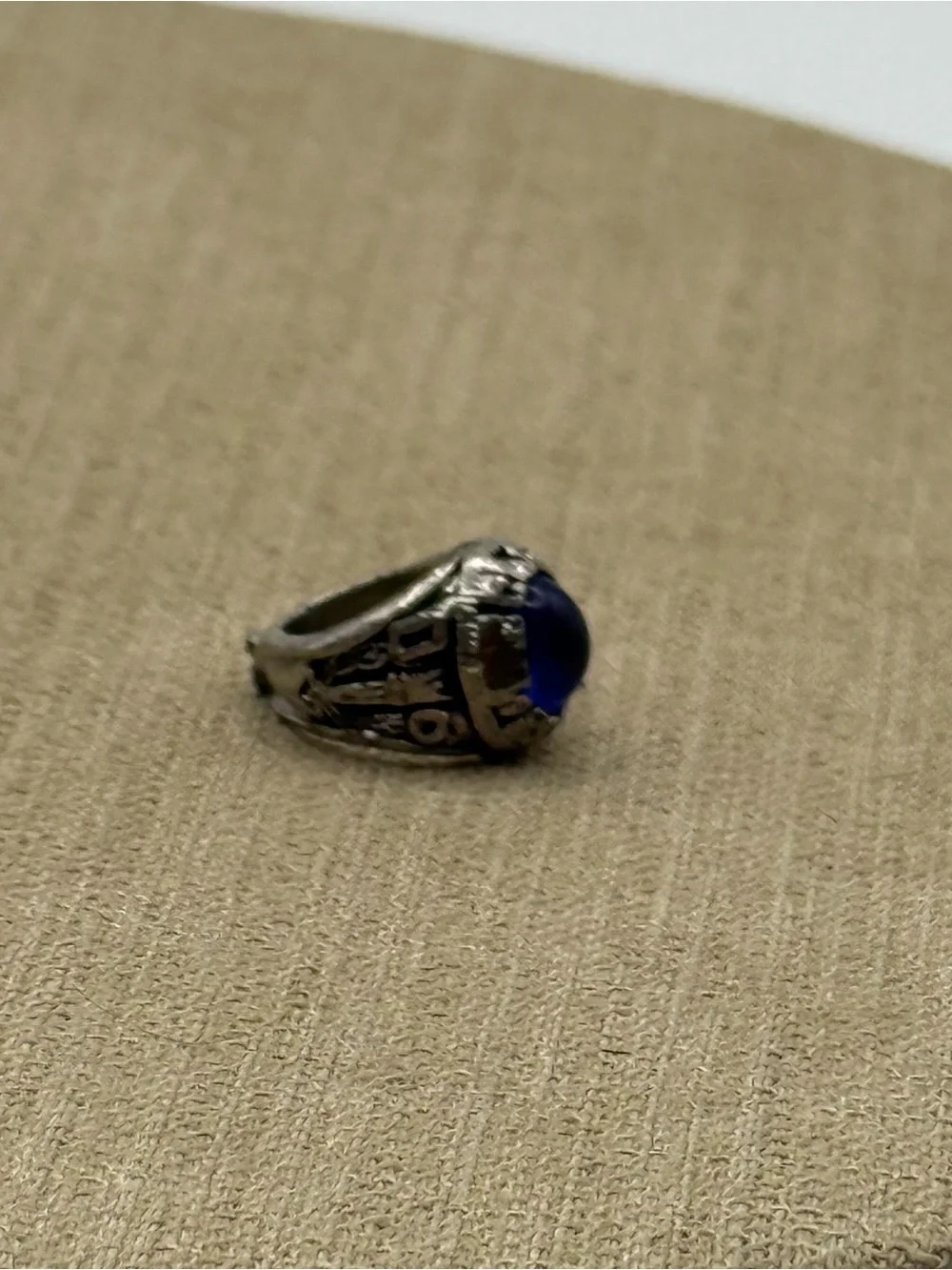Classic Mens Silver-Tone class Ring with Blue Stone pendant charm